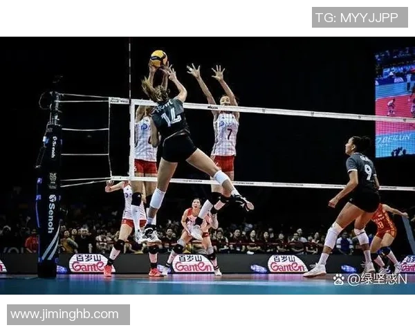 荷兰女排与日本女排激战正酣谁能在国际赛场上笑到最后 荷兰女排与日本女排激战正酣谁能在国际赛场上笑到最后